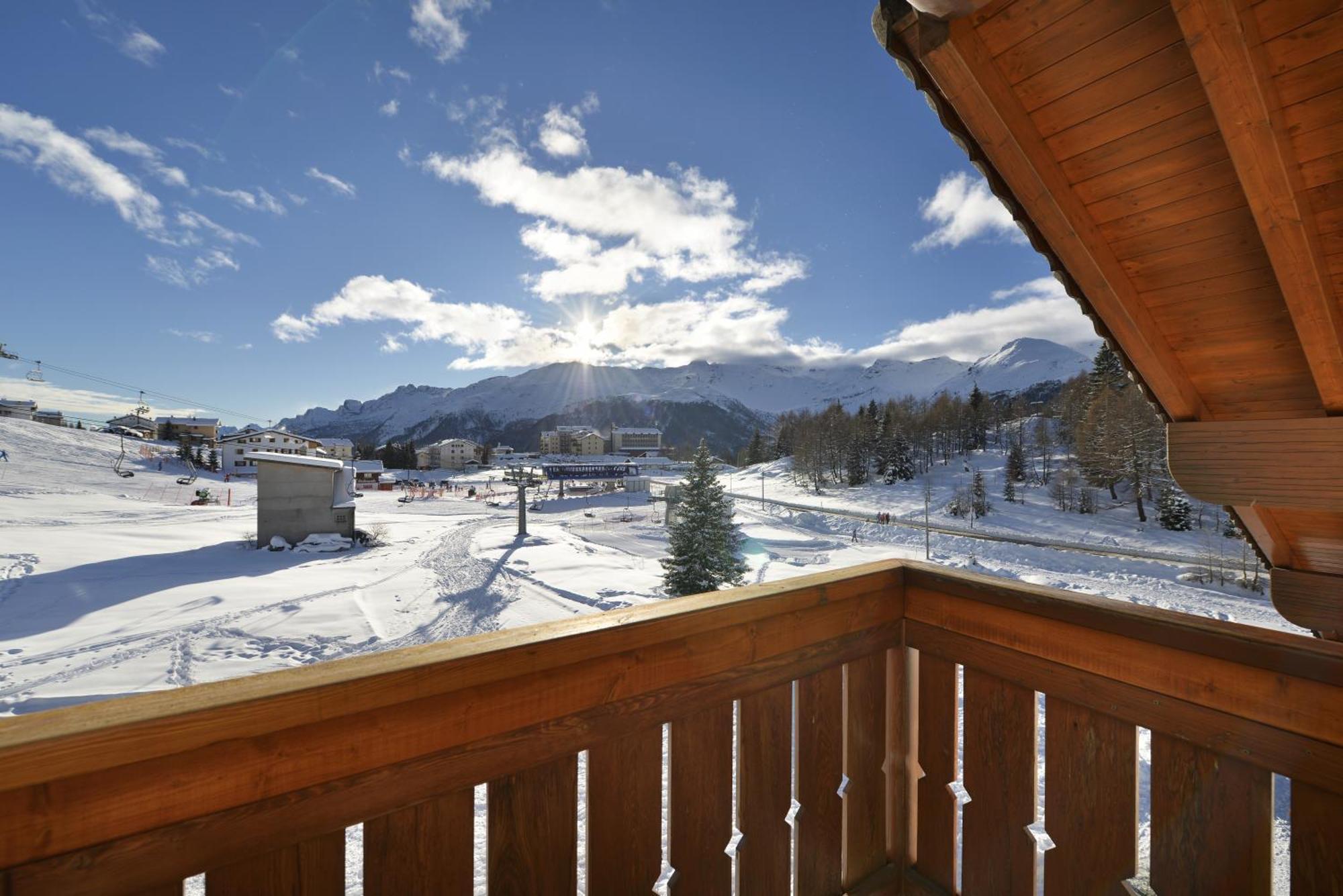 Hotel Tambo Campodolcino Buitenkant foto